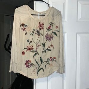 Boho style embroidered long sleeve top